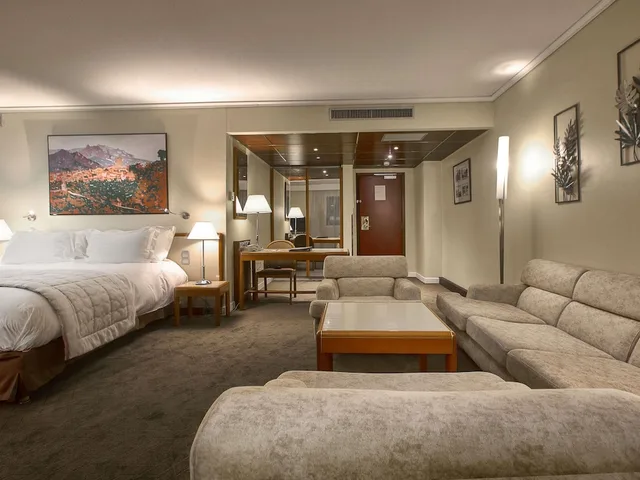 جناح جونيور بسرير كينج، Sofitel Algiers Hamma Garden 5/10