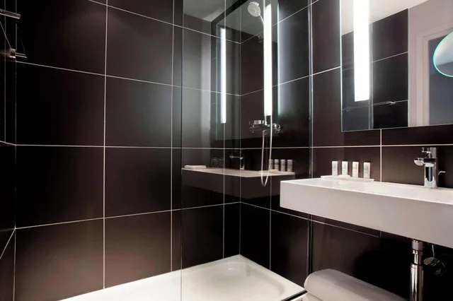 جناح جونيور بسرير كينج، Le Meridien Paris Arc De Triomphe 5/7