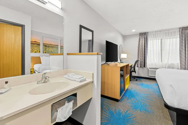 غرفة بسرير كينج، Days Inn By Wyndham Wall 6/6