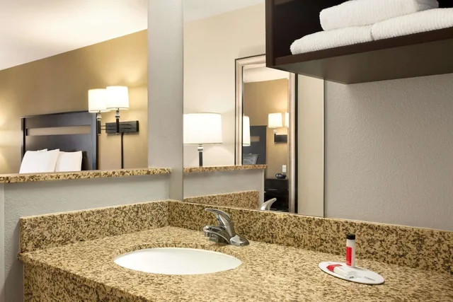 غرفة بسريرين كوين، Travelodge by Wyndham Santa Teresa 2/2