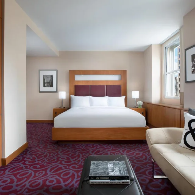 جناح جونيور، Hotel 57 4/8