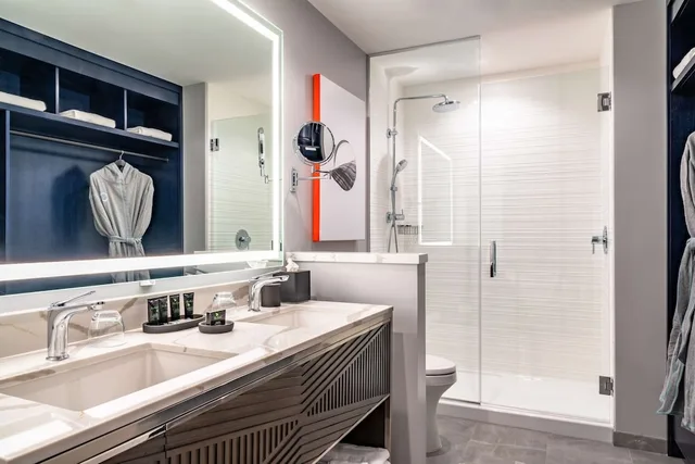جناح بسرير كينج مع أريكة، Hyatt Centric Las Olas Fort Lauderdale 6/6