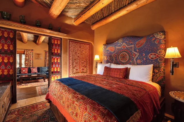 Rose, Adobe, King Bed, The Inn Of Five Graces 1/2