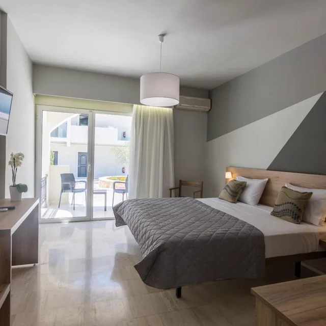 غرفة كومفورت بسرير مزدوج أو سريرين منفصلين، Exotica Hotel and Spa by Zante Plaza 1/6