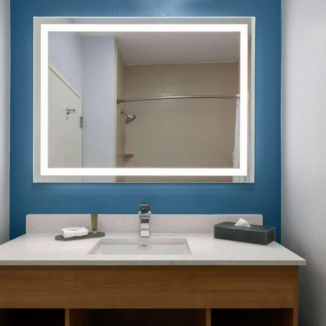 غرفة تنفيذية بسرير كينج، La Quinta Inn and Suites by Wyndham Ft. Worth - Burleson 2/3