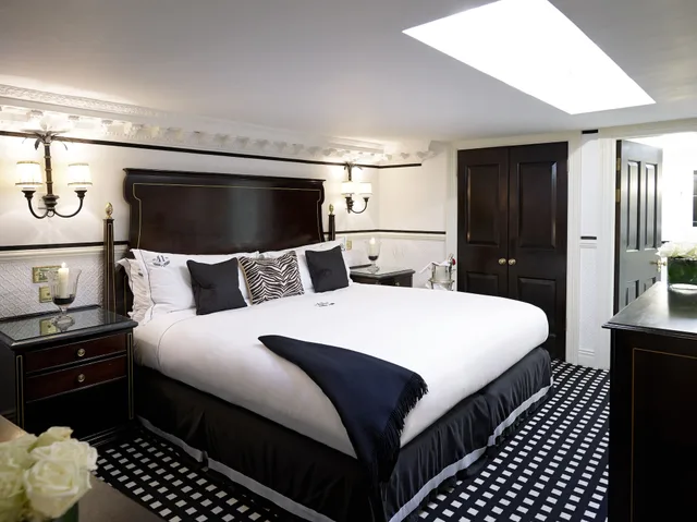 Junior Suite, King Bed, Two Story, Sofa، Hotel 41 2/8