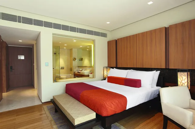 غرفة ديلوكس بسريرين منفصلين، Taj Surajkund Resort & Spa, Delhi NCR 1/10
