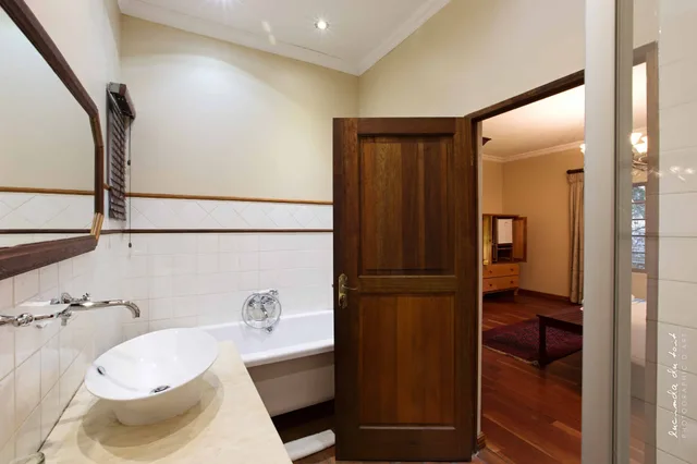 Luxury, King Bed, Kleinkaap Boutique Hotel 6/8