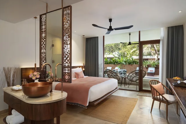 Colonial Premier Room، FCC Angkor by Avani 6/8