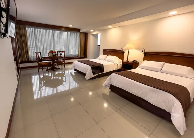 غرفة تنفيذية بسريرين منفصلين، Torre de Cali Plaza Hotel 1/9