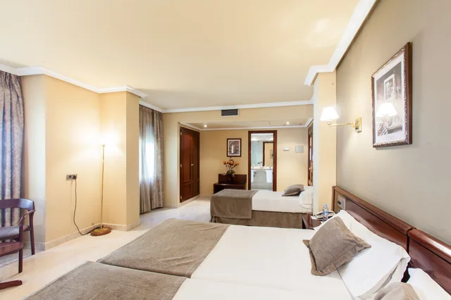 غرفة عائلية بثلاثة أسرّة، HOTEL IMPERIAL(ex. HUSA IMPERIAL) 6/8