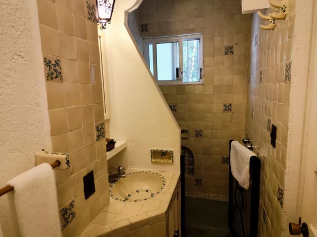 Standard, Single, Casa de las Conchas Cuernavaca 7/7