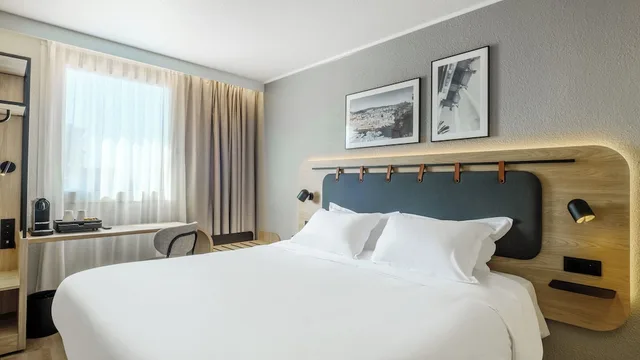 غرفة سوبيريور بسرير كينج، Campanile Nice Airport 1/10
