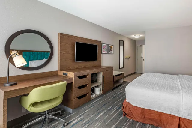 غرفة بسرير مزدوج، Hampton Inn Ft Collins 3/4