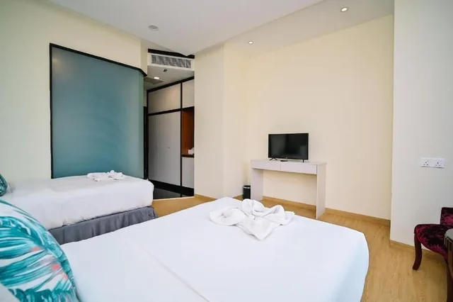 غرفة ديلوكس بسريرين منفصلين بإطلالة على المدينة، Kingston Hotel 5 @ Chow Kit 3/5