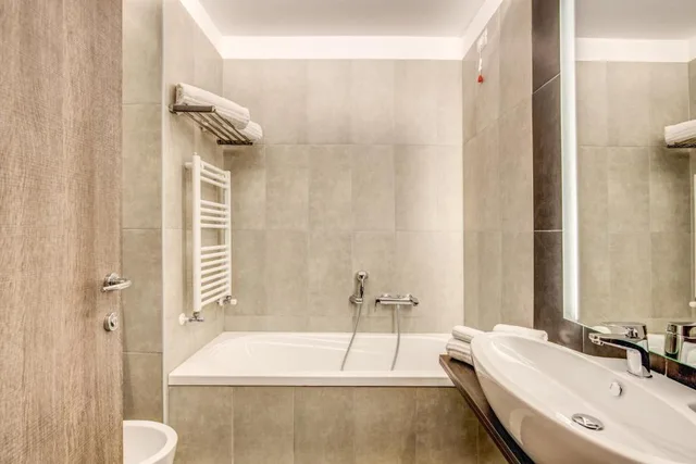 غرفة كلاسيكية رباعية، Warmthotel 8/8