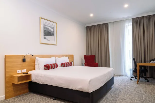 Superior King, Duxton Hotel 1/4