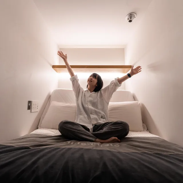 Smart Pod with Projector - Unisex، The Millennials Shibuya 2/4