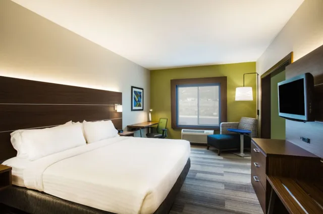 غرفة قياسية بسرير مزدوج، Holiday Inn Express Suites Cedar City 3/8