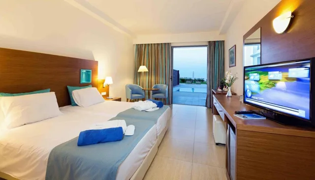 Junior Suite, Sea View, Shared Pool، Asterias Beach Resort 1/7