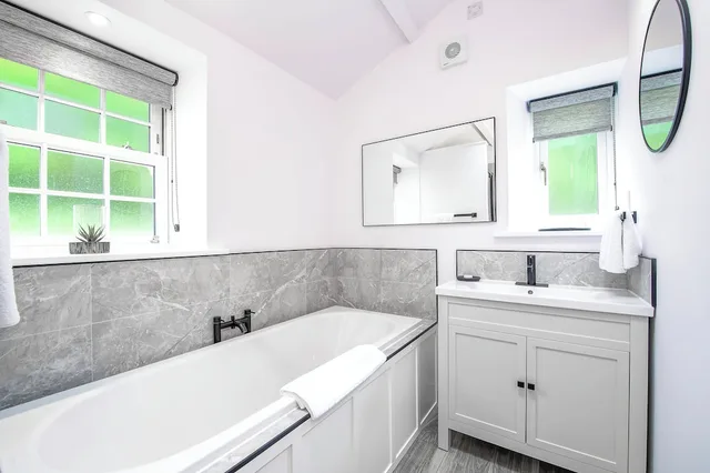 Tower, Luxury, Villa, 2 Double Beds، Langley Castle Hotel 5/7