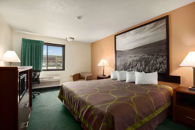غرفة بسرير كينج، Super 8 By Wyndham Concordia 1/1