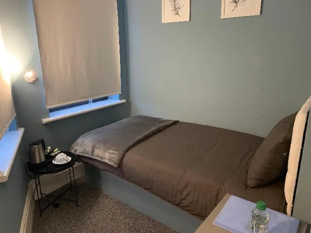 Room, Single, Ruby Pub & Hotel 1/1