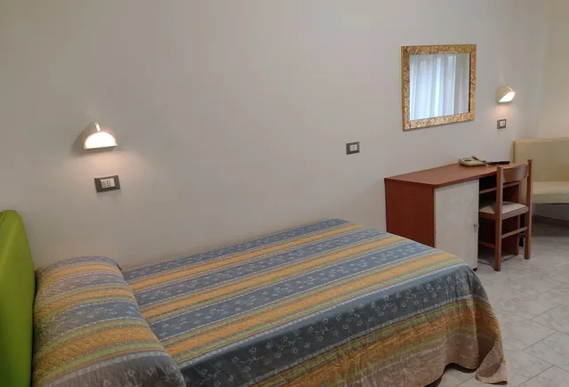 1 Bedroom, Comfort, Single, Double Bed, Hotel Kristalex 4/5
