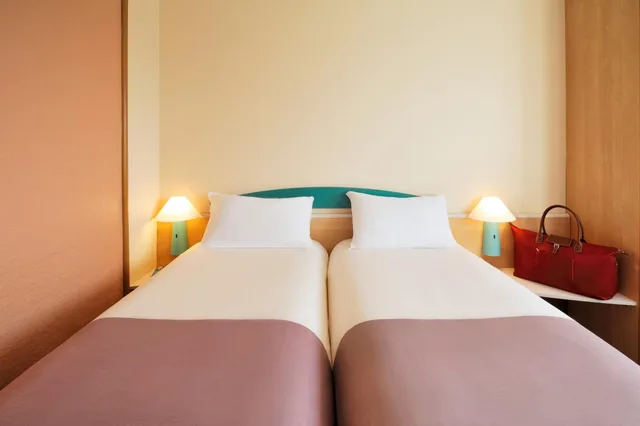 غرفة قياسية بسرير فردي، IBIS CHARLEROI CENTRE GARE 6/10