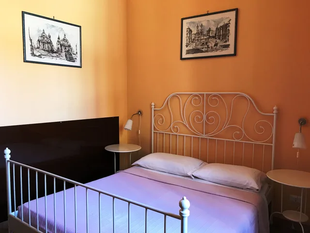 غرفة ثلاثية بسرير مزدوج وسرير فردي، San Daniele Bundi House 1/4