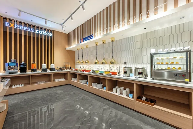 Holiday Inn Express Qinhuangdao Haigang By IHG، تشنهوانغداو 23/36