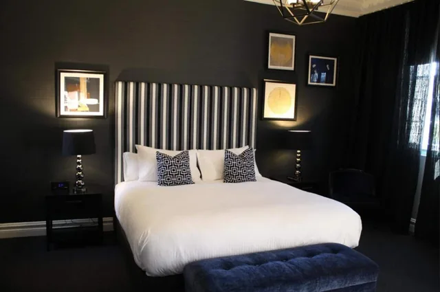 Heritage, Junior Suite, King Bed، Mrs Banks Boutique Hotel 1/2