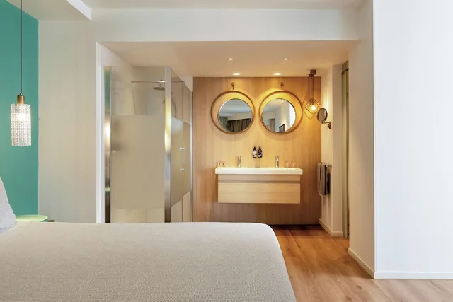 Beyond Me, Suite, King Bed, Sofa، ME Lisbon 4/7