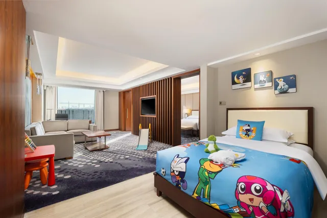 جناح بسرير كينج بغرفتي نوم مع دخول صالة النادي، Intercontinental Jinan City Center Formerly Crowne Plaza Jinan City Center 4/6
