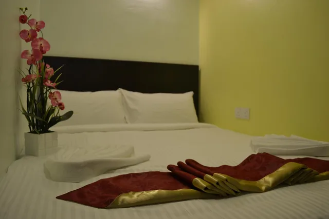 غرفة قياسية بسرير كوين، DR Hotel 1/1