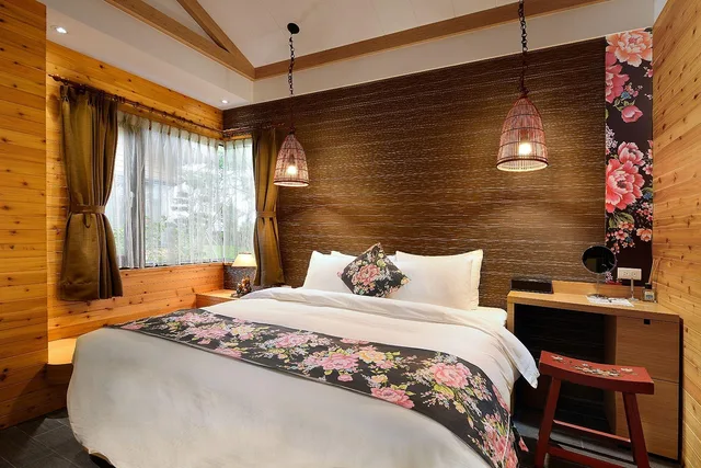 Romantic, Chalet, King Bed, Queen Bed, Garden Area، Pokara Resort 1/2