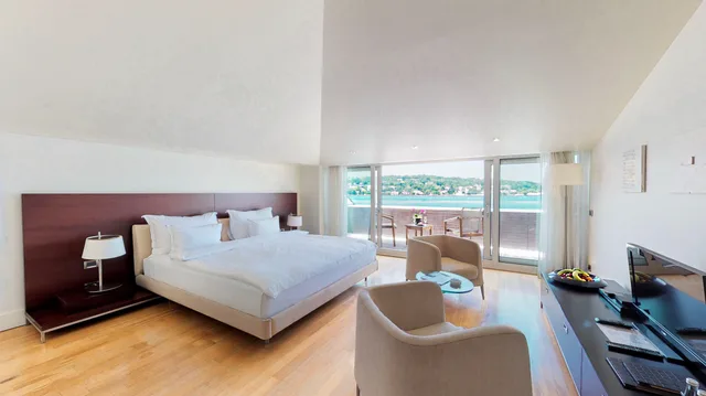 Bosphorus, Terrace، Ajia Hotel 3/5
