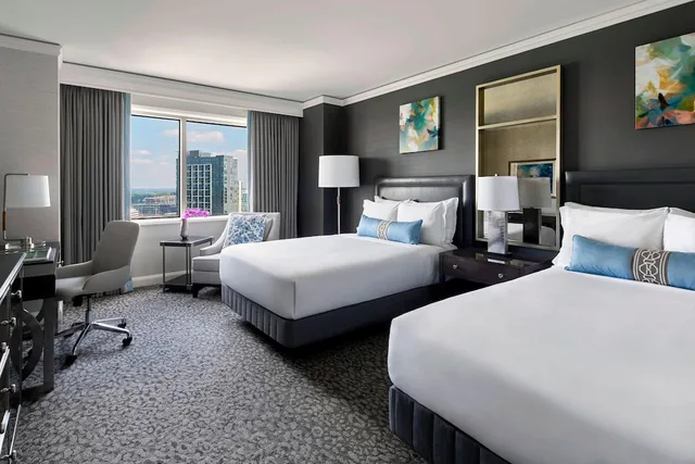 غرفة بريميير بسريرين مزدوجين بإطلالة على المدينة، The Ritz Carlton Tysons Corner 1/2