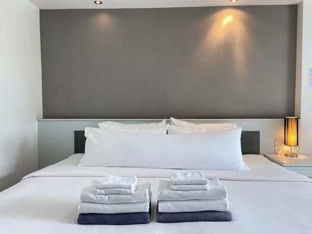 غرفة غراند ديلوكس بسرير مزدوج بإطلالة على البحر، KP Seaview Jomtien 8/9