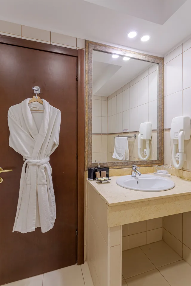 غرفة تنفيذية بسرير مزدوج، Rin Airport Hotel 2/3