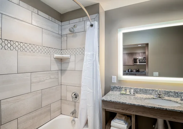 Suite, Multiple Beds, Sofa, Kitchen, Accessible, Best Western Plus Heber Valley Hotel 5/7