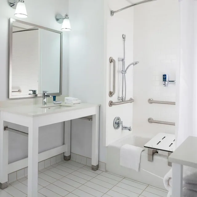 غرفة بسريرين كوين، FOUR POINTS BY SHERATON SEATTLE AIRPORT SOUTH 8/10