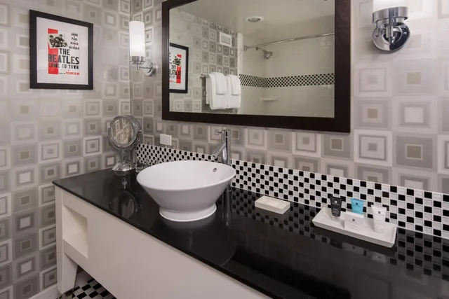 جناح بسرير كينج، Crowne Plaza Cabana, Palo Alto 5/5