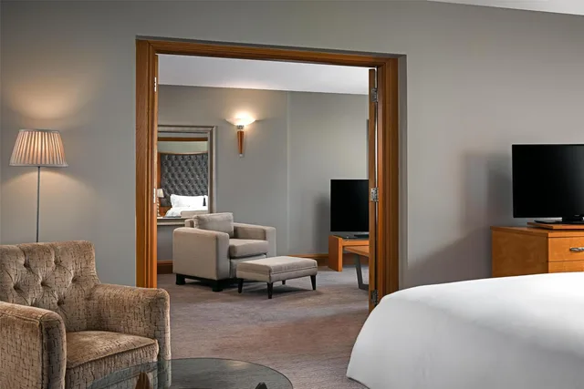 Presidential, Suite, Radisson Blu Hotel And Spa Limerick 4/9