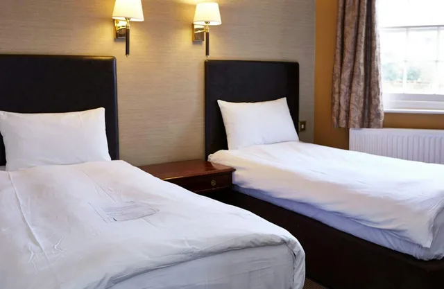 غرفة بسريرين منفصلين، Castle and Ball Hotel 1/1