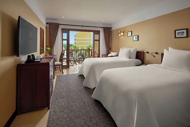 Deluxe, Twin Beds, Balcony, Classic Wing، La Siesta Resort Spa Hoi An 4/10