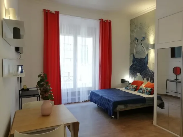 استوديو بسرير مزدوج بشرفة، Smartr Madrid Gran Via 47 3/3