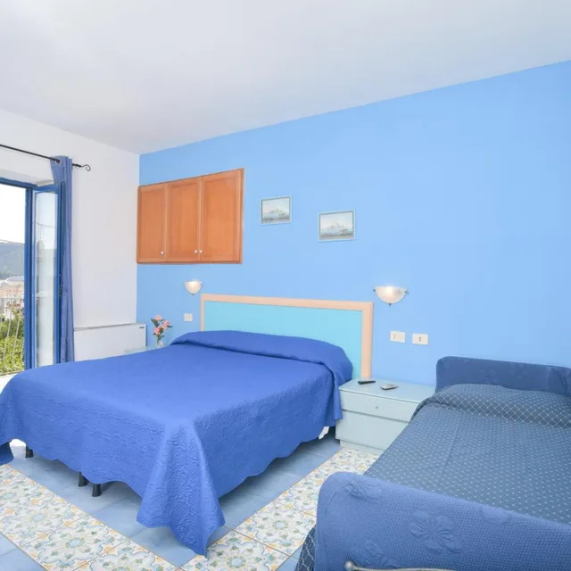 Room, Triple, Balcony, HOTEL CELESTE 3/6