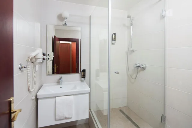 شقة، Kultura Hotel 4/5