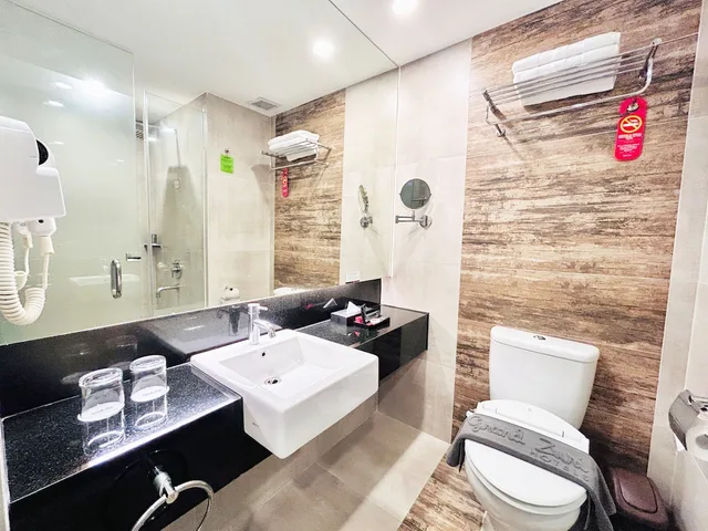 غرفة سوبيريور بسرير كينج أو سرير مزدوج، Grand Zuri Bsd City 6/6